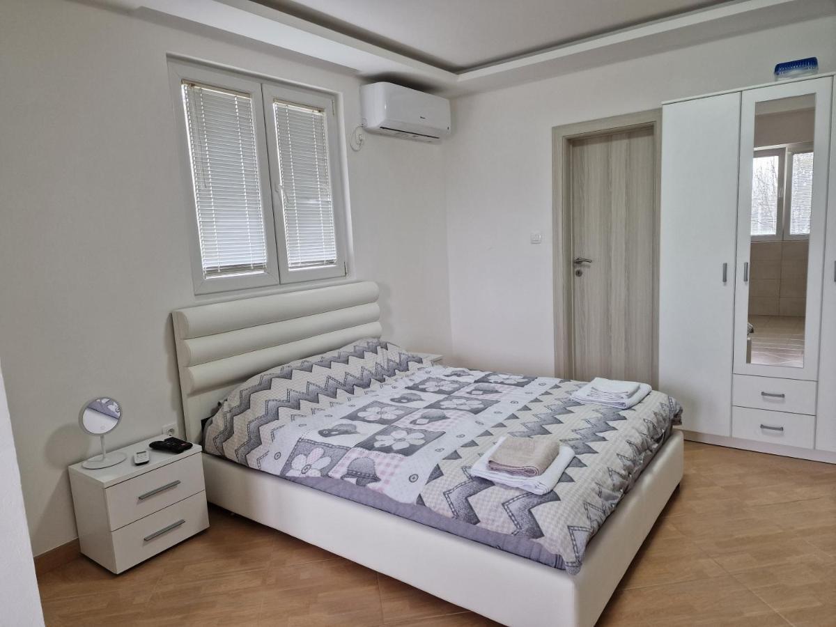 Apartman Tolosi Podgorica Zewnętrze zdjęcie